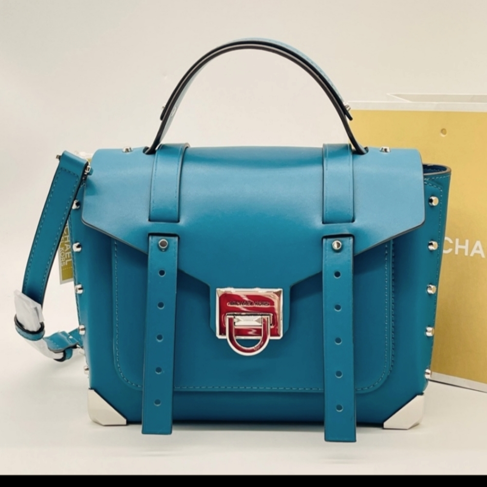 Michael Kors Manhattan